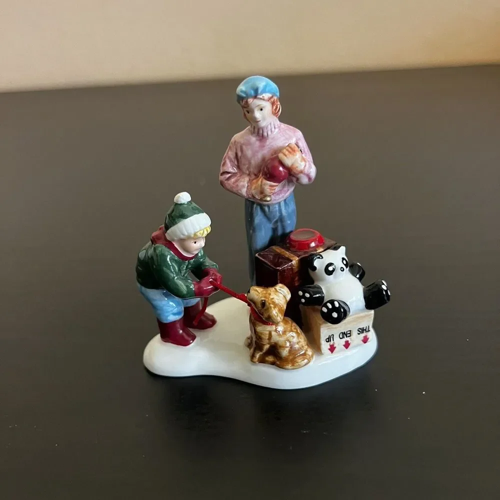Department 56  Snow Village 1996 Moving Day #54892  3 Pc. Set‎ Retired